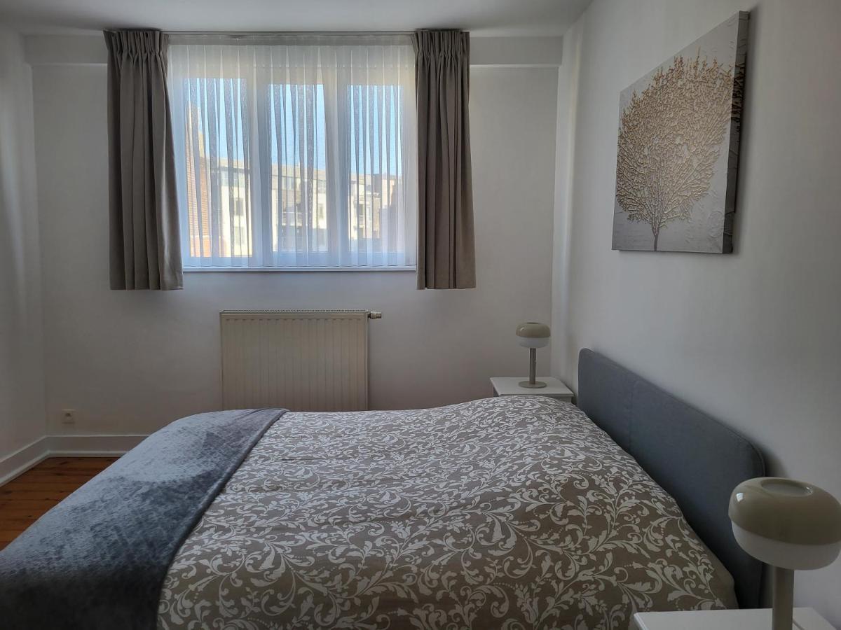 Etterbeek Brussels Bed & Blockchain Private Rooms With Shared Bathroom מראה חיצוני תמונה