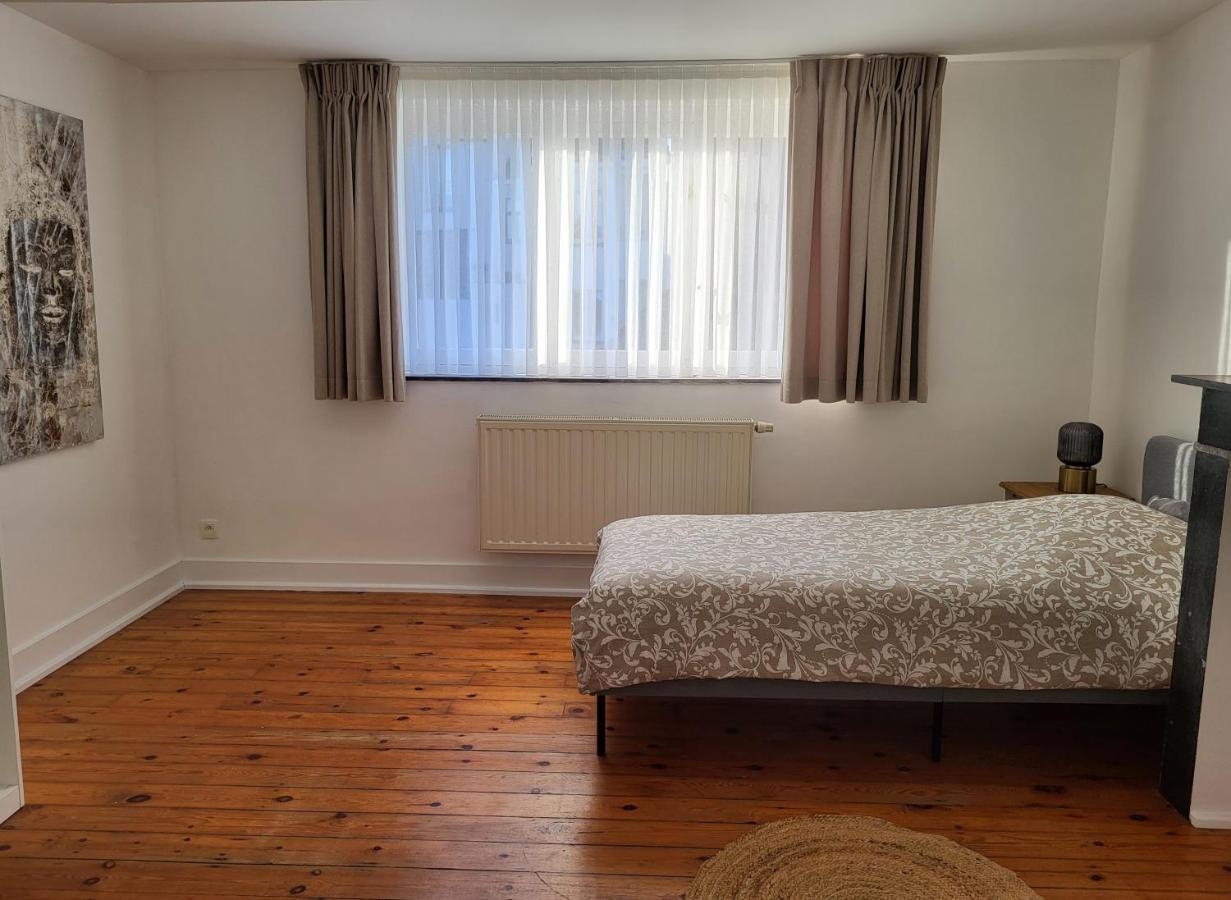 Etterbeek Brussels Bed & Blockchain Private Rooms With Shared Bathroom מראה חיצוני תמונה