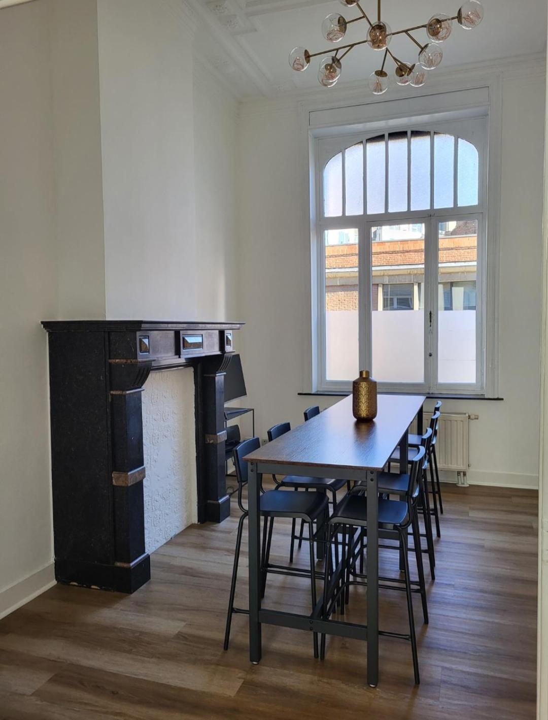 Etterbeek Brussels Bed & Blockchain Private Rooms With Shared Bathroom מראה חיצוני תמונה